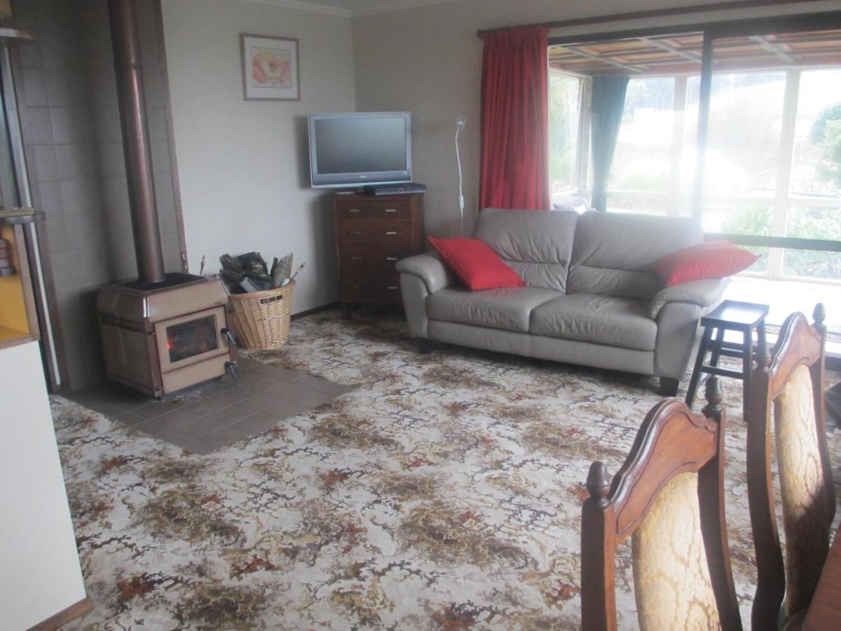 Catlins Lake Sanctuary Owaka Extérieur photo